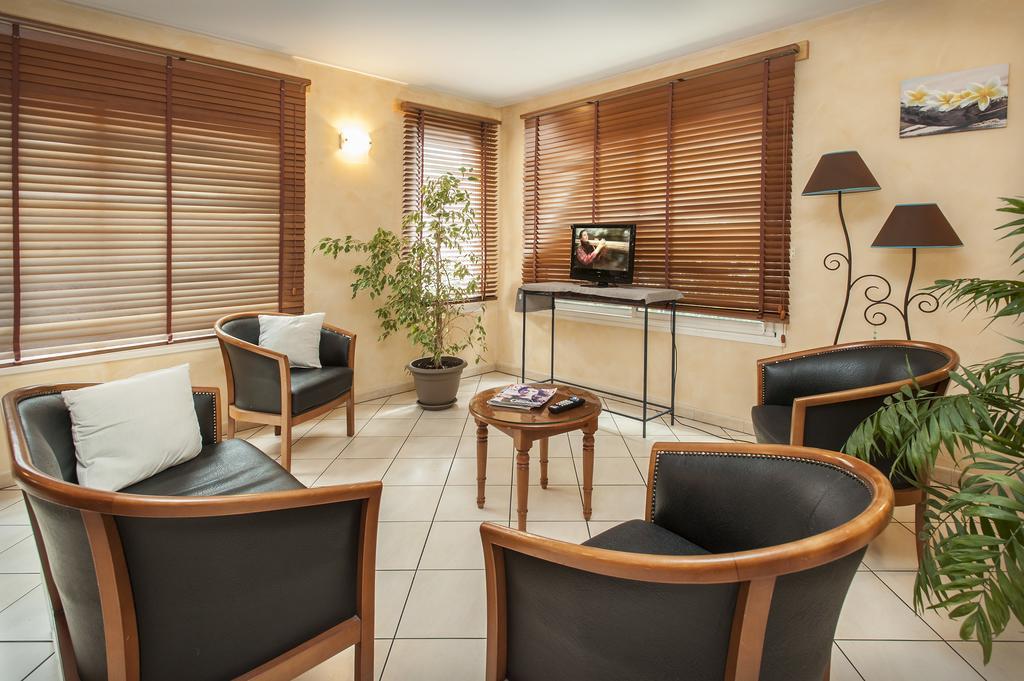 Brit Hotel Essentiel Cahors Nord エクステリア 写真
